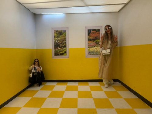 Gross-Klein-Valentina-und-Angelina